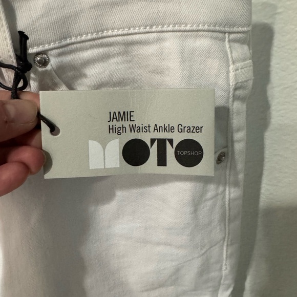Topshop Jamie high rise skinny ankle grazer White Denim Jeans - Picture 4 of 6